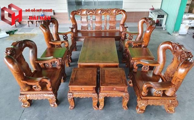 Bộ bàn ghế gỗ cẩm lai tay 18