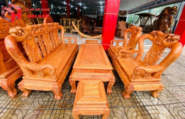 Bàn ghế gỗ hương Lào