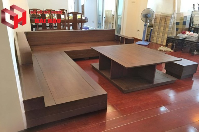 Mẫu sofa gỗ gụ Mật