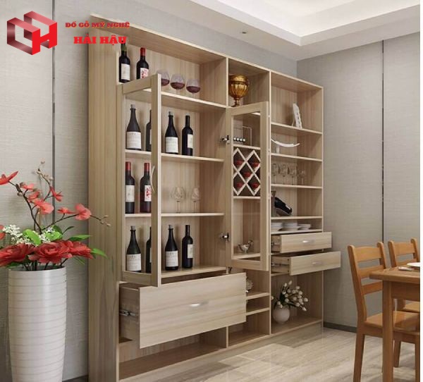 Tác dụng sử dụng mẫu tủ rượu gỗ đẹp trong nhà